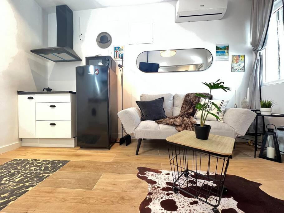 Acogedor Centro Lavapies Madrid Appartement Buitenkant foto